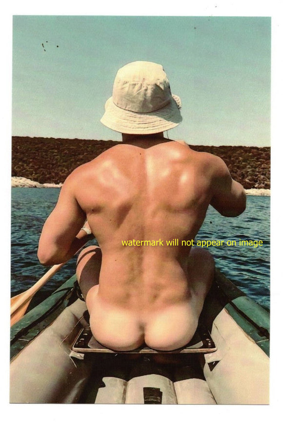POSTCARD / Nude rower from back