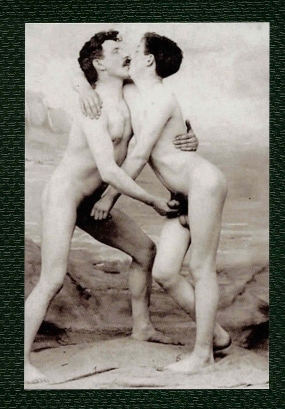 POSTCARD / Victorian men nude kiss