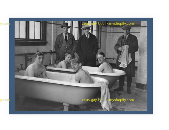 POSTCARD / Four men, two tubs / Football players, 1920s