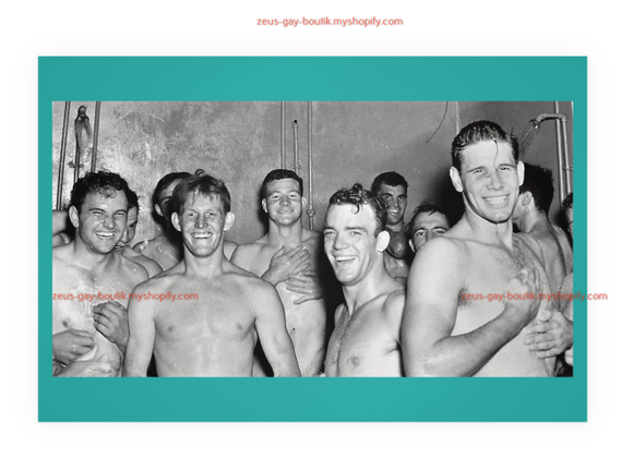 POSTCARD / Group of men laughing in showers