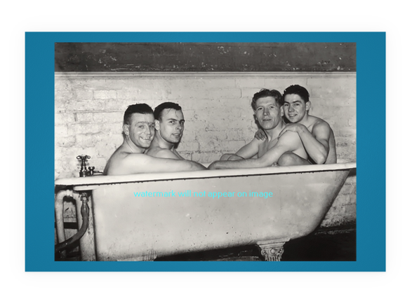 POSTCARD / Rub a dub dub: four men in a tub
