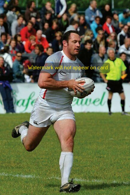 POSTCARD / Rugby player's bulge