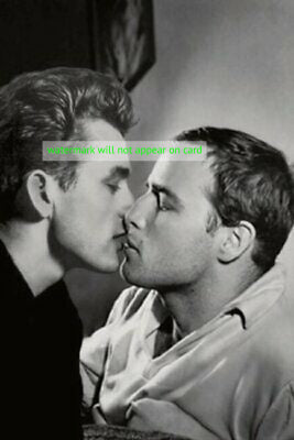 POSTCARD / Marlon Brando kissing James Dean