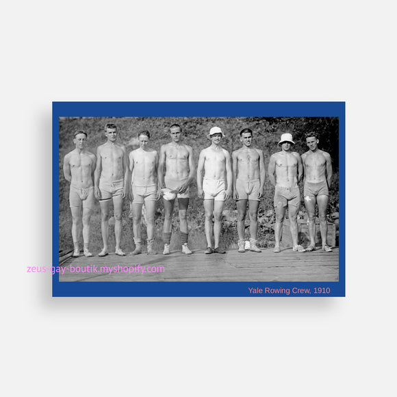 POSTCARD / Yale rowing crew, 1910