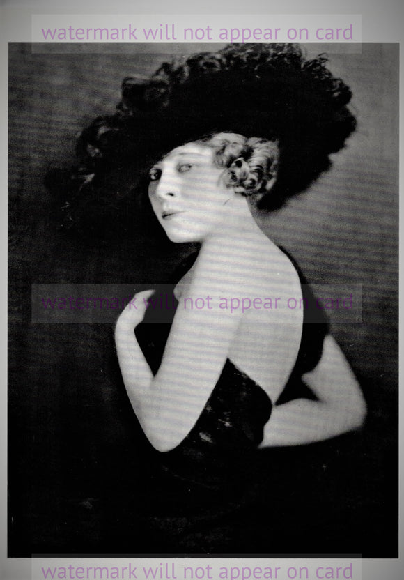 POSTCARD / Mae West, 1919 / James ABBE
