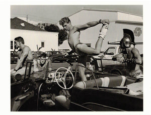 POSTCARD / Extras in the parking lot, Los Angeles 1985 / WEBER Bruce