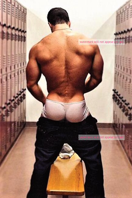 POSTCARD / Bubble butt man in underwear in locker room
