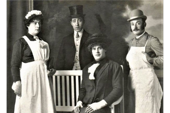 POSTCARD / Four Victorian Men, two in drag