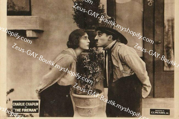 POSTCARD / Edna Purviance + Charlie Chaplin / The Fireman, 1916