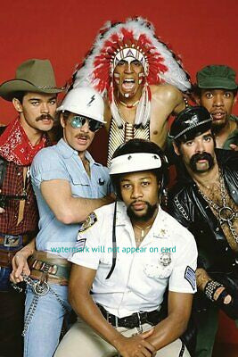 POSTCARD / The Village people on red