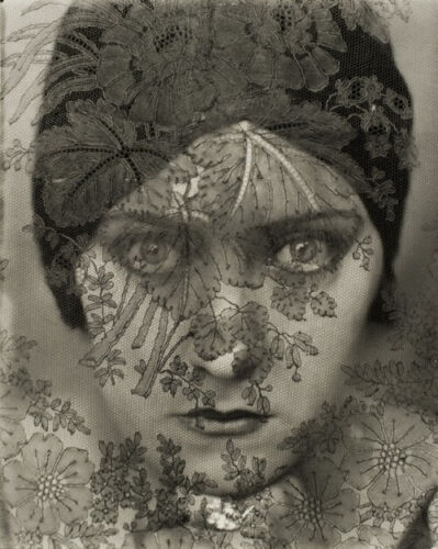 POSTCARD / Gloria Swanson, 1924 / Edward STEICHEN