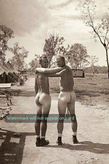 POSTCARD / Two nude soldiers in camp