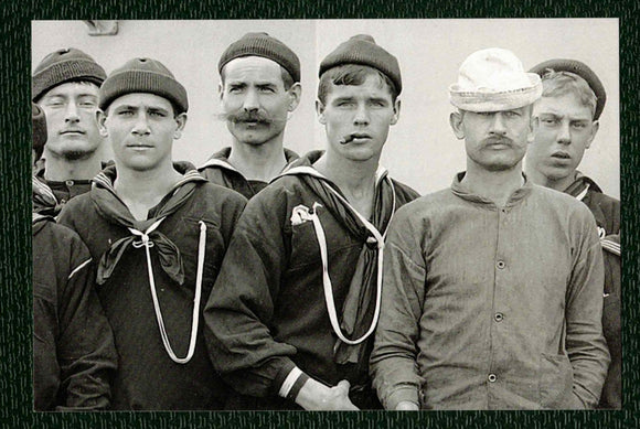 POSTCARD / Group of 19th century sailors / 2