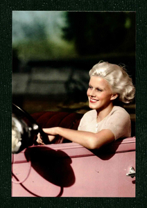 POSTCARD / Jean Harlow in Packard automobile, 1932