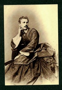 POSTCARD / Victorian man in a dress, seated