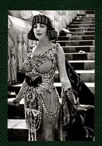 POSTCARD / Seena Owen / Intolerance, 1916 / Babylonian Scene / D.W. GRIFFITH