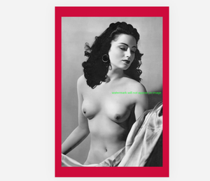 POSTCARD / Nude woman with black hair, 1950s