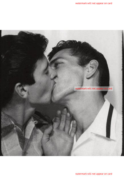 POSTCARD / Two men kissing, 1955