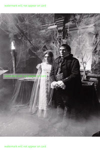 POSTCARD / Jonathan Frid + Kathryn Lee Scott / House of Dark Shadows / 1970