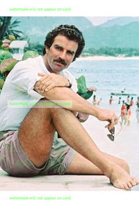 POSTCARD / Tom Selleck in shorts