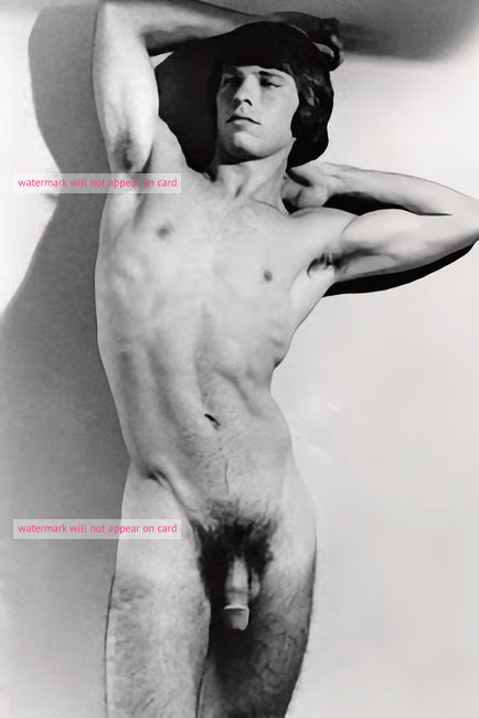 POSTCARD / Erron nude frontal arms up