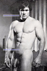 POSTCARD / Gordon Grant nude frontal / 2