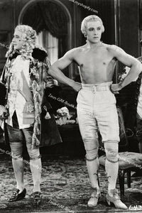 POSTCARD / Rudolph Valentino in Monsieur Beaucaire, 1924