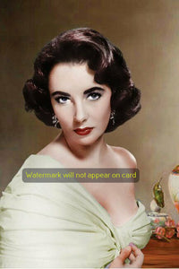 POSTCARD / Elizabeth Taylor with sultry look