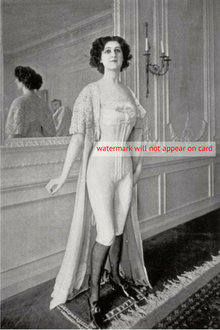 POSTCARD / Woman in corset, 1910's