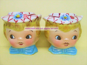 POSTCARD / Napco / Miss Dainty Shakers