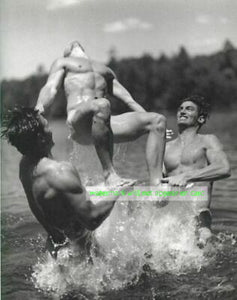 POSTCARD / WEBER, Bruce / Ray, John + Eric / Bear Pond, 1990